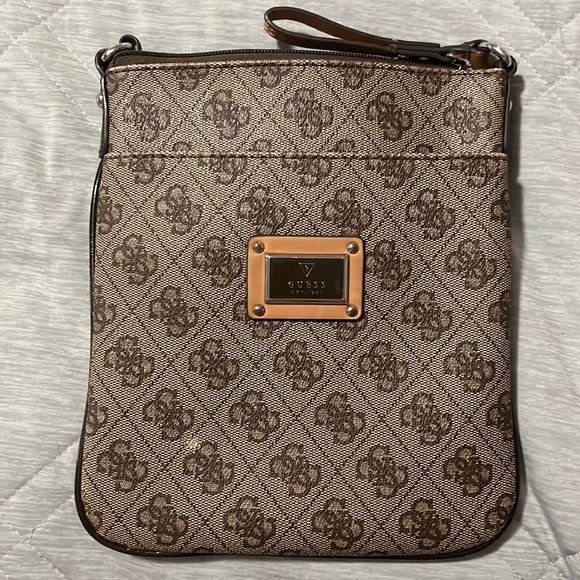 GUESS Scandal Mini Crossbody Bag Handbag - Picture 6 of 7